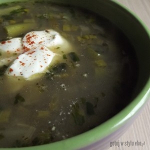 Zupa szpargowo-soczewicowa