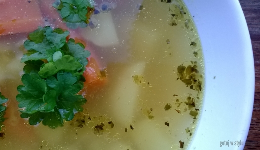 Zupa z żółtą soczewicą