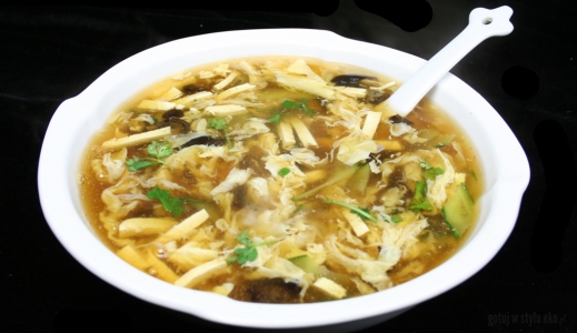 Zupa pikantno-kwaśna z To-Fu