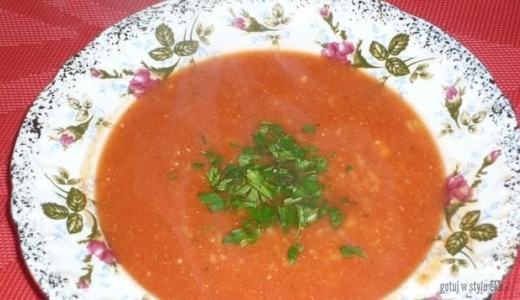 Pomidorowa na warzywnym wywarze