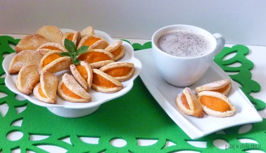 Pomarańczowe ciasteczka z morelami