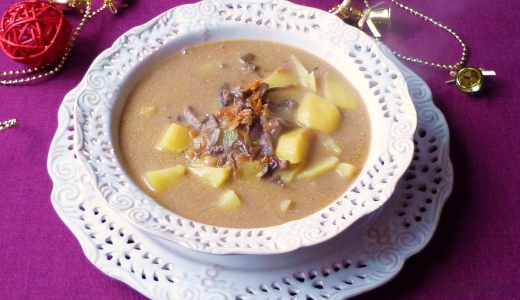Zupa grzybowa z ziemniakami