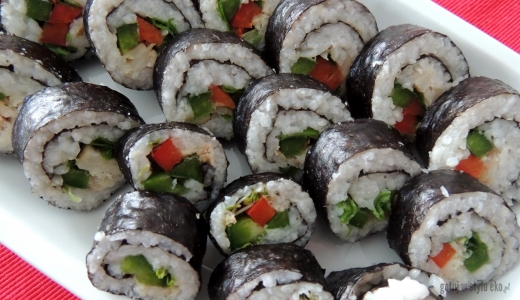 Sushi z wędzonymi rybami