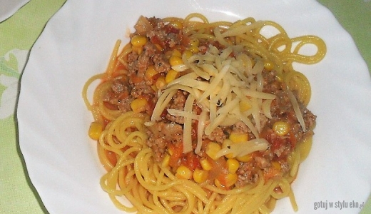 Bezglutenowe spaghetti bolonese