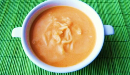 Wegetariańska zupa z warzyw