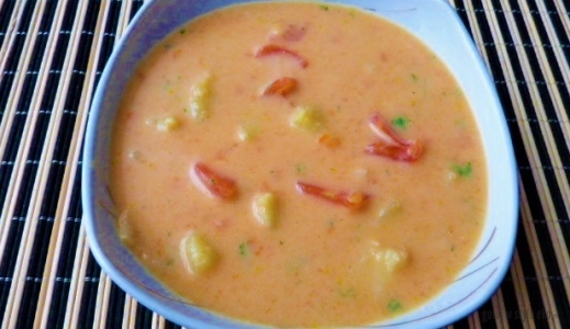 Zupa ziemniaczana z pomidorami