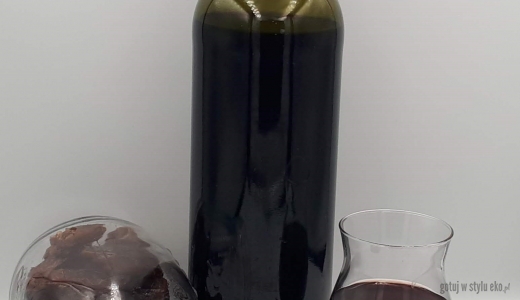 Wino daktylowe na odbudowę krwi (nalewka z daktyli)