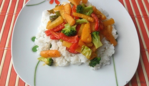  Ryż z warzywami