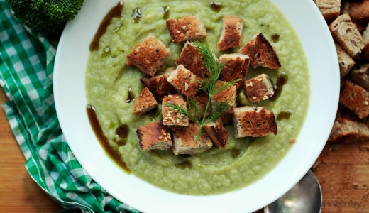 Zupa z zielonych warzyw w 15 minut