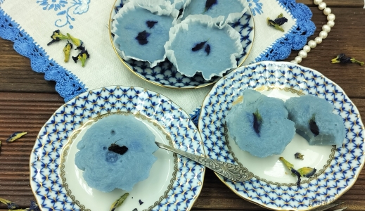 Chińskie niebieskie babeczki ryżowe na parze 