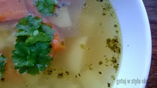 Zupa z żółtą soczewicą