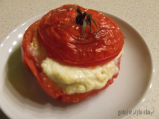 Pomidory faszerowane bryndzą