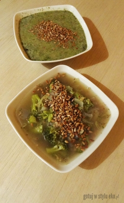 Zupa brokułowo-cebulowa