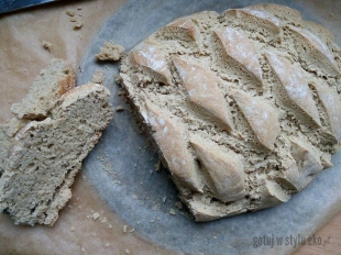 Chleb z mąki wysoko błonnikowej owsianej