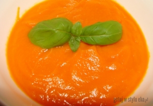 Zupa krem z marchewką i chili