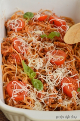 Spaghetti bolognese z jednej michy