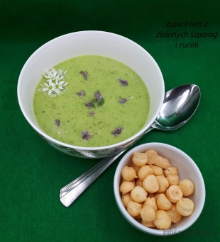 Zupa krem z zielonych szparag i rukoli