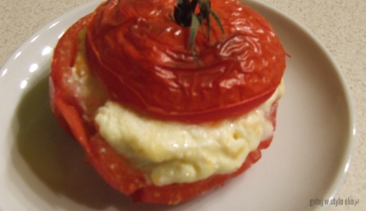 Pomidory faszerowane bryndzą