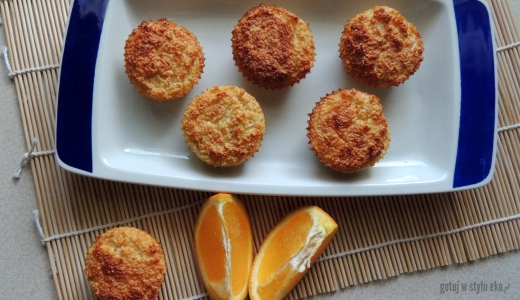 Muffiny z kuskusu z nutą pomarańczy