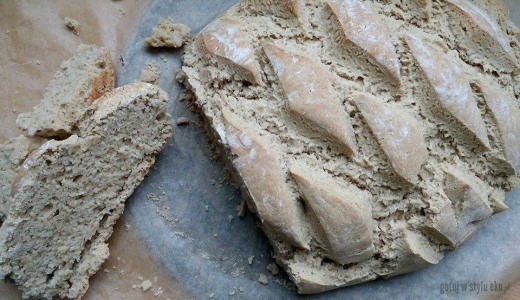 Chleb z mąki wysoko błonnikowej owsianej