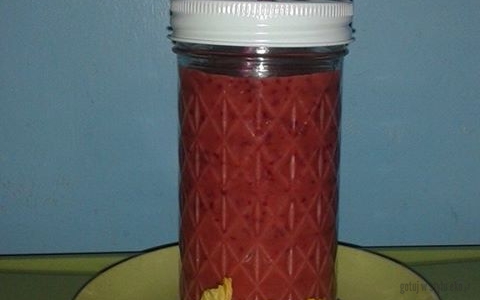 Koktajl wiśniowy z kaszą jaglaną