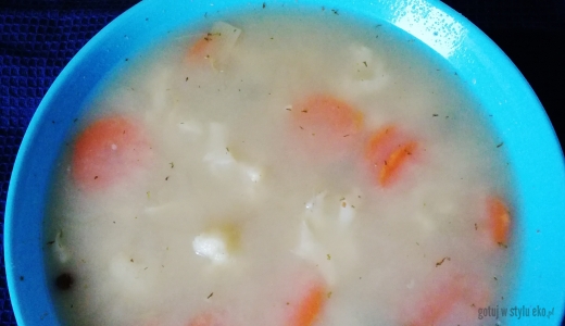 Zupa kalafiorowa z ziemniakami 