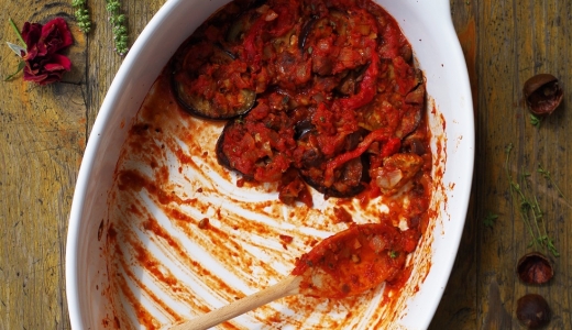 Bakłażan w sosie pomidorowym z kasztanami 