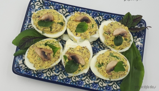 Jaja faszerowane pieczarkami z ziołem grzybowym