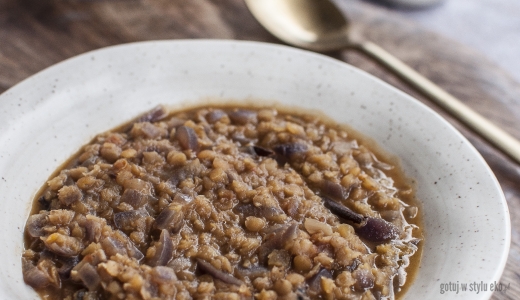 Gulasz misir wat z soczewicy w berbere, Etiopia