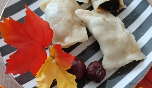 Pierogi ze śliwkami suszonymi 