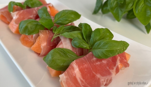 Melon z szynką parmeńską 