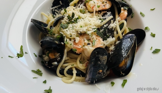 Spaghetti z krewetkami i małżami 