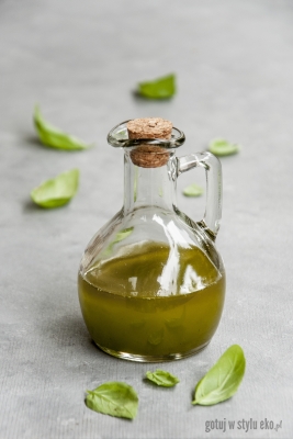 Oliwa z oliwek i oleje w najlepszym podaniu 