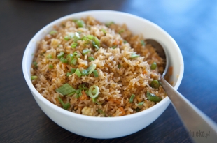 Smażony ryż (Bhat Bhaja)
