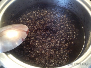 Gotowany ryż czarny