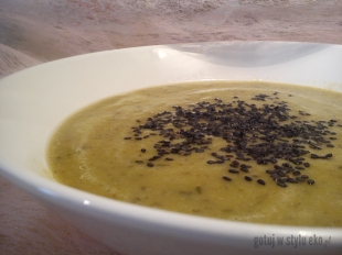 Zupa krem z grochu zielonego