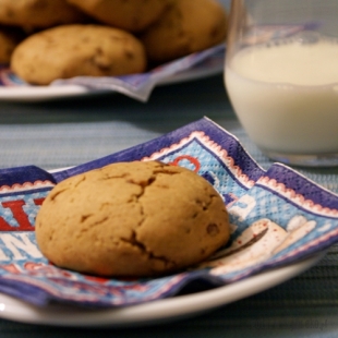 Cookies z masłem orzechowym i czekoladą