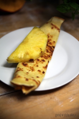 Nalesniki z serem ananasowym 