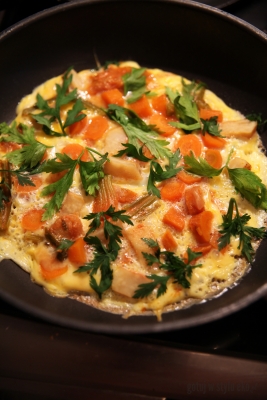 Omlet z warzywami z bulionu