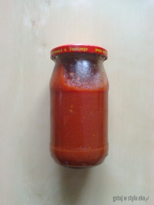 Prosty sos pomidorowy do słoików