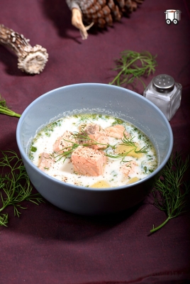 Lohikeitto - fińska zupa z łososia