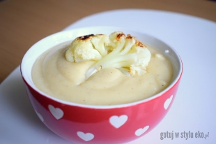 Zupa krem z pieczonego kalafiora i ziemniaków - obłędnie przepyszna :) 
