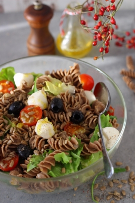 Sałatka ze świderkami z samopszy 