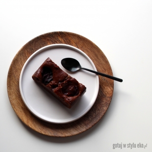 Ciasto kakaowe ze śliwkami
