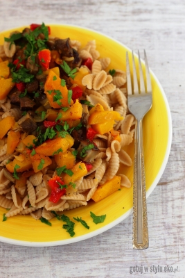 Ryżowe muszle z dynią i pieczarkami