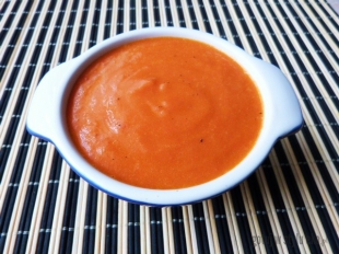 Sos pomidorowy z korzenną nutką