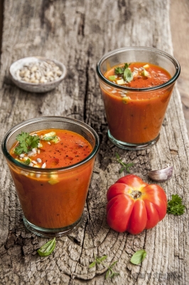 Zupa pomidorowa z letnich pomidorów