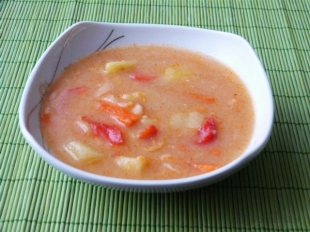Zupa paprykowo-ziemniaczana
