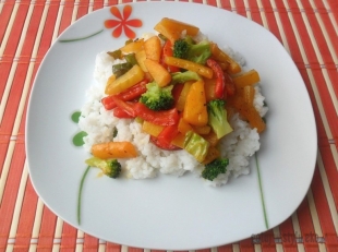  Ryż z warzywami
