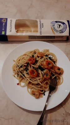 Krewetki z makaronem spaghettoni Alce Nero 